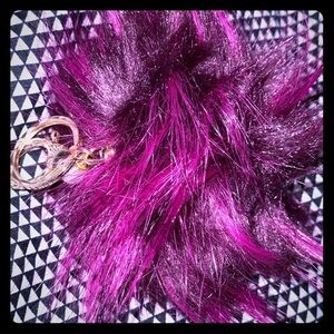 COPY -  Luxury pompoms keychain